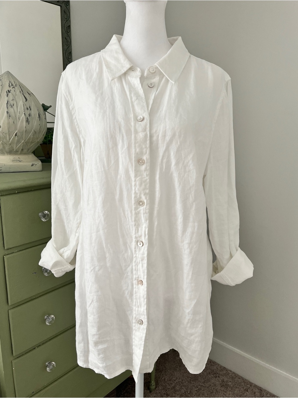 Soft Surroundings White Cotton Linen Button-Front Big Shirt (M) - Picture 11 of 11